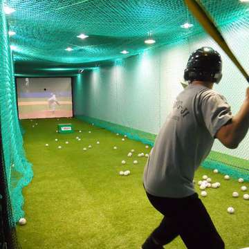 Baseball Simulators Bring Life to the Party