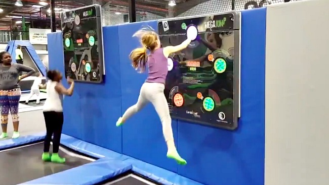 cardiowall trampolin game